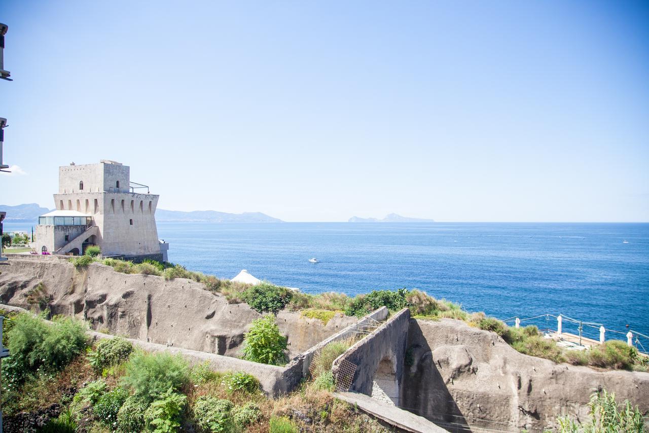 Casa Restino Bed & Breakfast Torre del Greco Luaran gambar