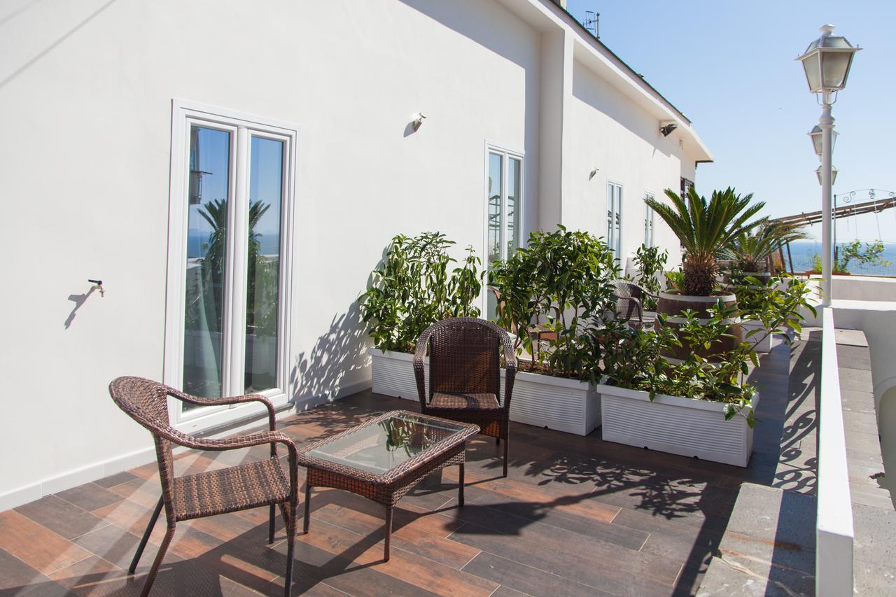 Casa Restino Bed & Breakfast Torre del Greco Luaran gambar