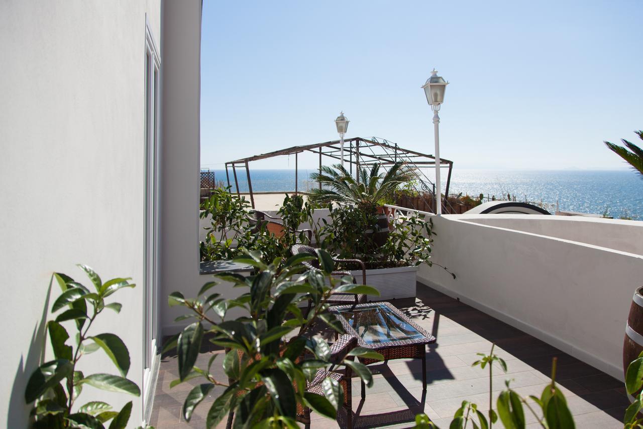 Casa Restino Bed & Breakfast Torre del Greco Luaran gambar