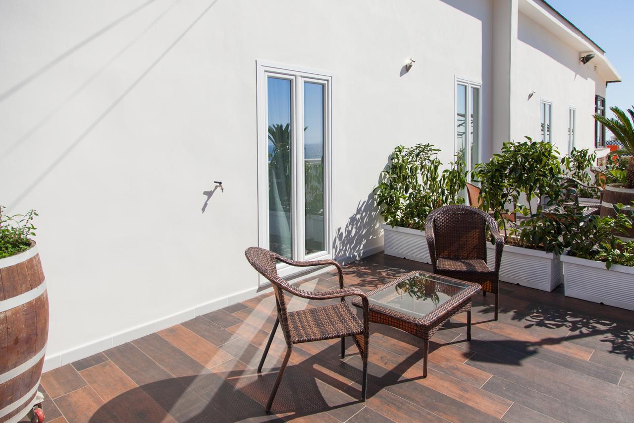 Casa Restino Bed & Breakfast Torre del Greco Luaran gambar